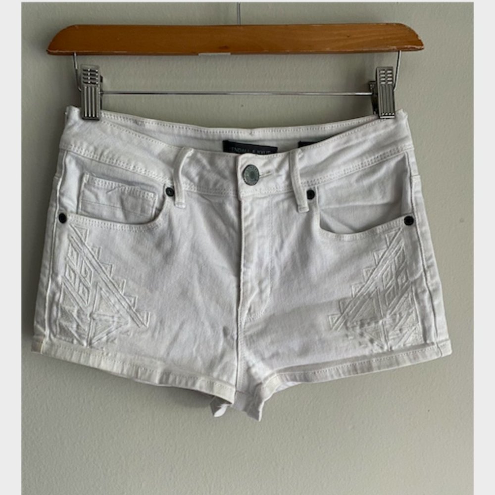 Kendall and Kylie White Jean Short